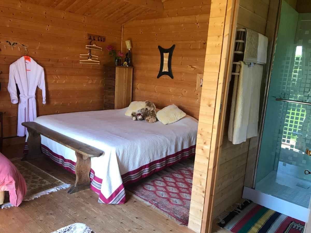 Chambres D'Hotes Les 4 Chemins 滨海图维列 外观 照片