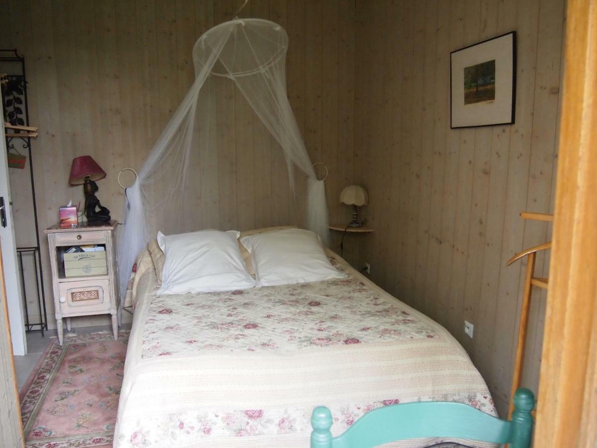 Chambres D'Hotes Les 4 Chemins 滨海图维列 外观 照片